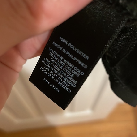 Express Black High Neck Tank Size S - Picture 5 of 5